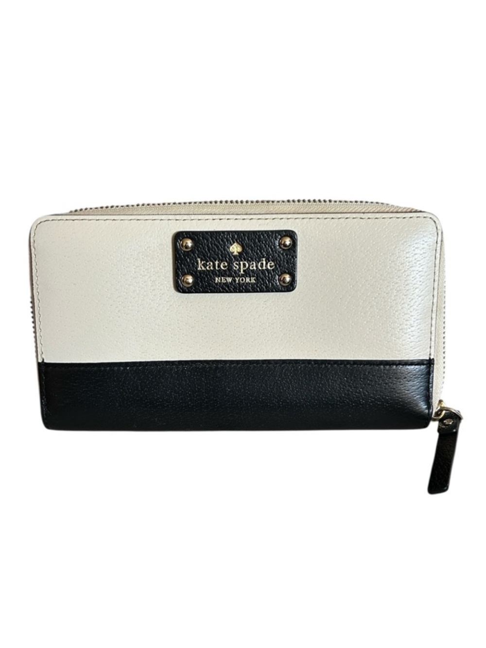 Kate Spade Neda Grand Street Cream and Black Pebbled Leather Zip Around Wallet